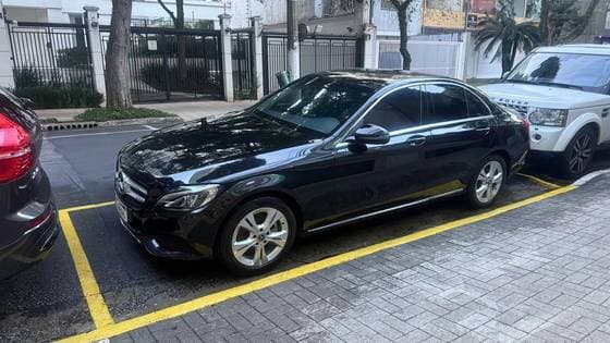 Carro 1.6 CGI FLEX AVANTGARDE 9G-TRONIC