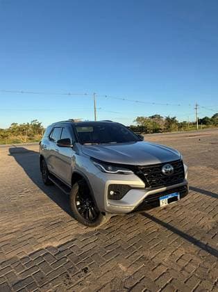 Carro 2.8 D-4D TURBO DIESEL SRX 7L 4X4 AUTOMÁTICO