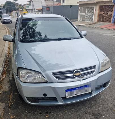 Carro 2.0 MPFI ADVANTAGE SEDAN 8V FLEX 4P MANUAL