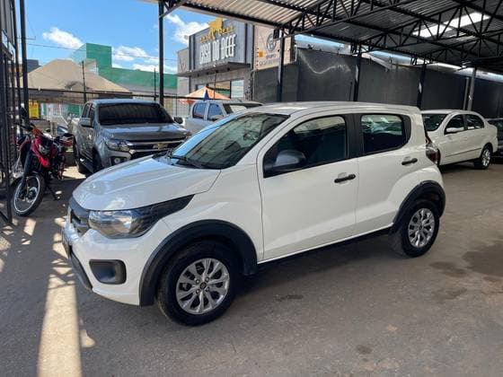 Carro 1.0 FIREFLY FLEX LIKE. MANUAL