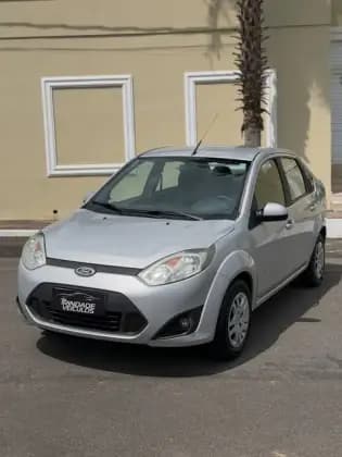 Carro 1.6 ROCAM SE PLUS 8V FLEX 4P MANUAL