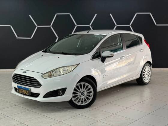 Carro 1.6 TITANIUM HATCH 16V FLEX 4P POWERSHIFT