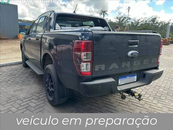 Carro 2.2 BLACK 4X2 CD 16V DIESEL 4P AUTOMÁTICO