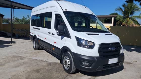 Carro 2.0 ECOBLUE DIESEL MINIBUS 17+1 460E MANUAL