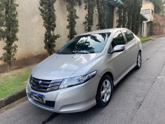 Carro 1.5 LX 16V FLEX 4P AUTOMÁTICO
