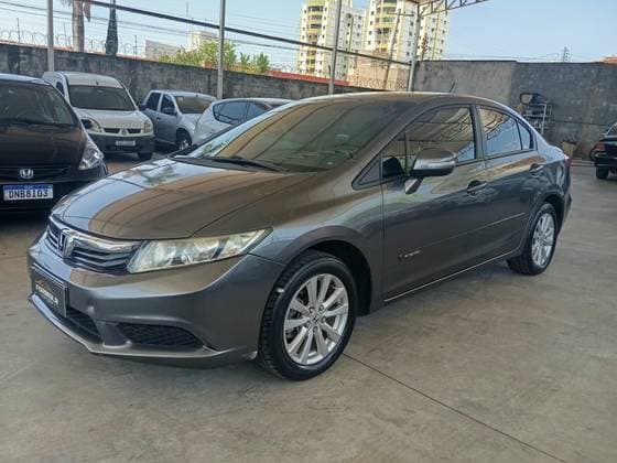 Carro 1.8 LXL 16V FLEX 4P AUTOMÁTICO
