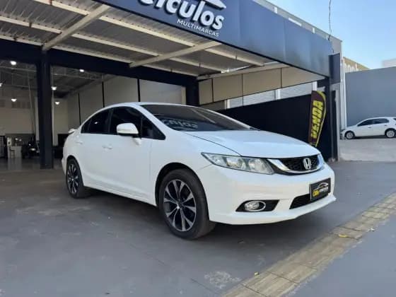 Carro 2.0 LXR 16V FLEX 4P AUTOMÁTICO