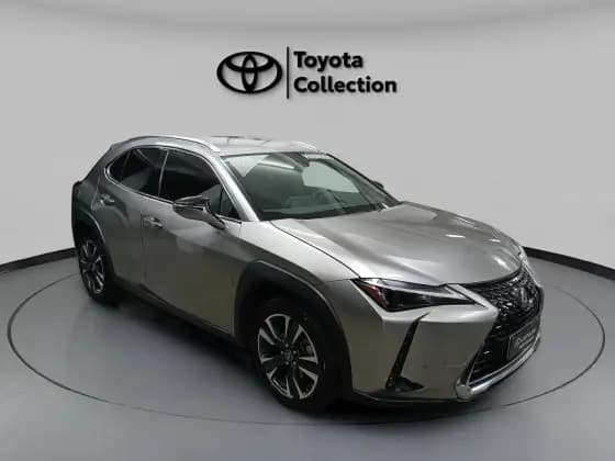 Carro 2.0 VVT-I HYBRID DYNAMIC CVT
