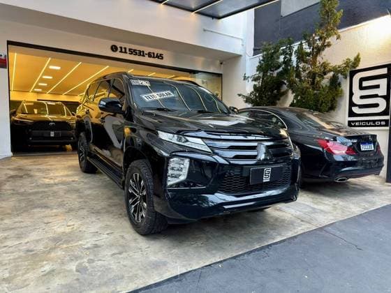 Carro 2.4 16V MIVEC TURBO DIESEL HPE AWD AUTOMÁTICO