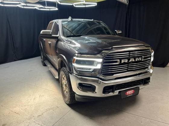 Carro 6.7 I6 TURBO DIESEL LARAMIE CD 4X4 AUTOMÁTICO