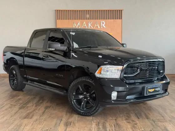 Carro 5.7 V8 GASOLINA LARAMIE NIGHT EDITION CD 4X4 AUTOMÁTICO
