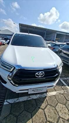 Carro 2.8 D-4D TURBO DIESEL CD SR 4X4 AUTOMÁTICO