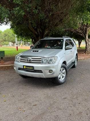 Carro 3.0 SRV 4X4 CD 16V TURBO INTERCOOLER DIESEL 4P AUTOMÁTICO