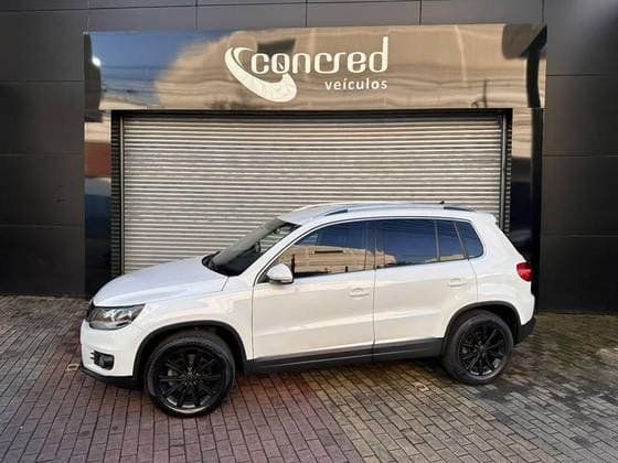 Carro 2.0 TSI 16V TURBO GASOLINA 4P TIPTRONIC