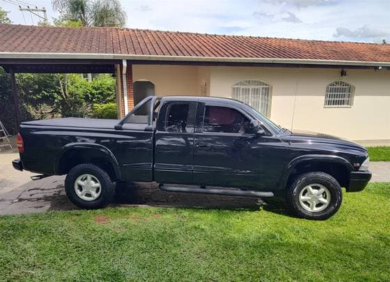 Carro 3.9 SPORT 4X2 CE V6 12V GASOLINA 2P MANUAL