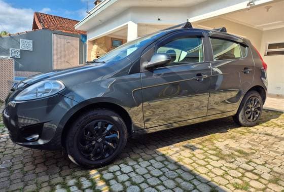 Carro 1.0 MPI ATTRACTIVE 8V FLEX 4P MANUAL