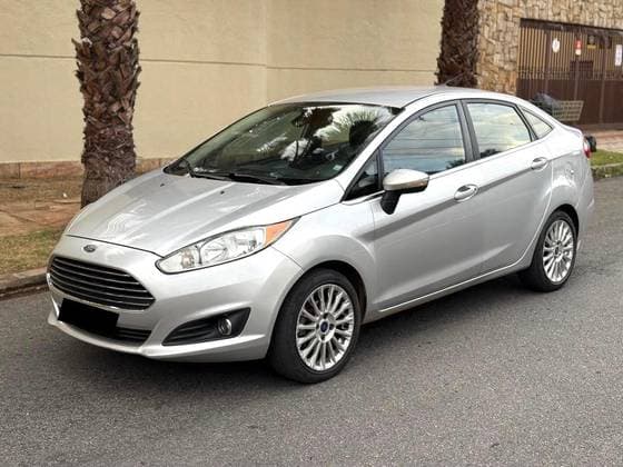 Carro 1.6 TITANIUM SEDAN 16V FLEX 4P POWERSHIFT