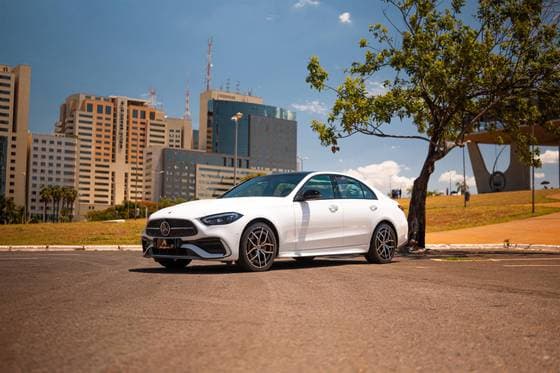 Carro 2.0 EQ BOOST HÍBRIDO AMG LINE 9G-TRONIC