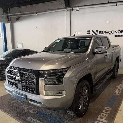 Carro 2.4 BITURBO DIESEL CD HPE-S 4X4 AUTOMÁTICO