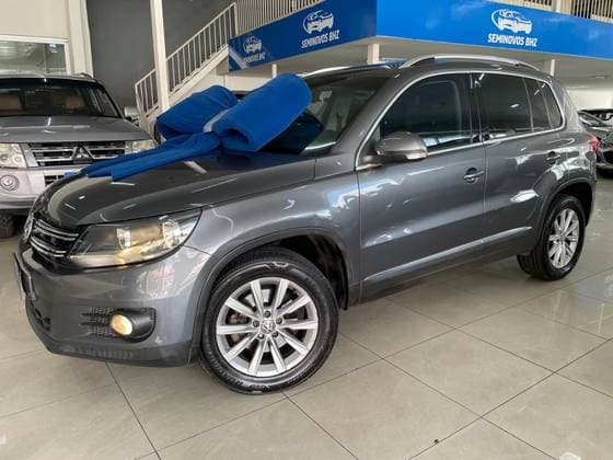 Carro 2.0 TSI 16V TURBO GASOLINA 4P TIPTRONIC
