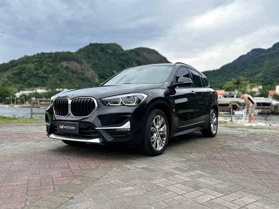Carro 2.0 16V TURBO ACTIVEFLEX SDRIVE20I X-LINE 4P AUTOMÁTICO
