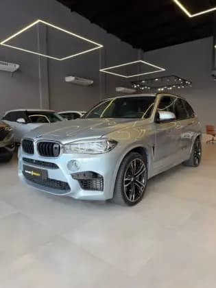 Carro 4.4 V8 TURBO GASOLINA M AUTOMATICO