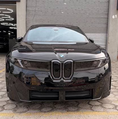 Carro 108,7 KW ELÉTRICO 50 XDRIVE