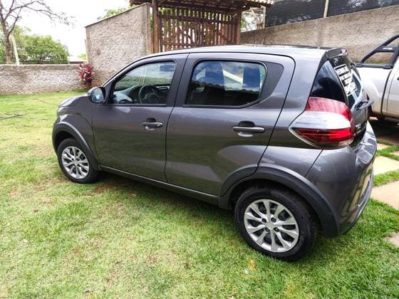 Carro 1.0 EVO FLEX LIKE. MANUAL