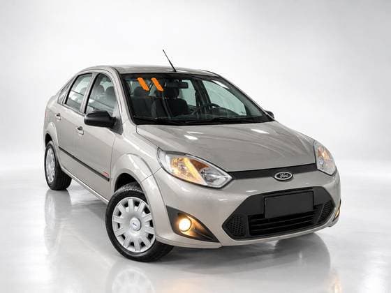 Carro 1.6 MPI CLASS SEDAN 8V FLEX 4P MANUAL