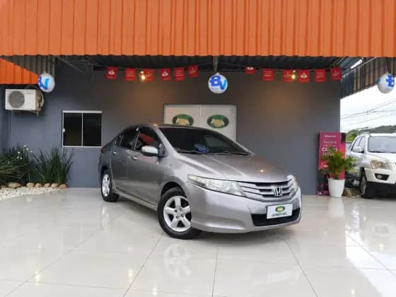 Carro 1.5 DX 16V FLEX 4P AUTOMÁTICO