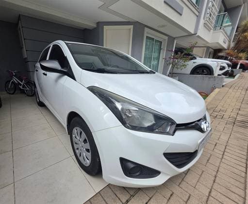 Carro 1.0 COMFORT PLUS 12V FLEX 4P MANUAL
