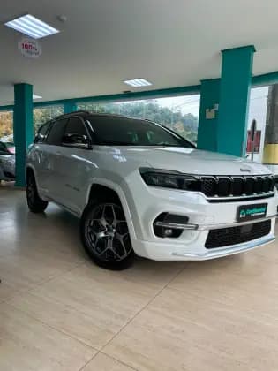 Carro 1.3 T270 TURBO FLEX OVERLAND AT6