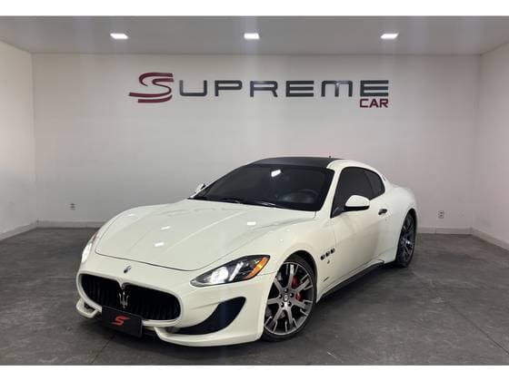 Carro 4.7 V8 GASOLINA MC STRADALE RACESHIFT