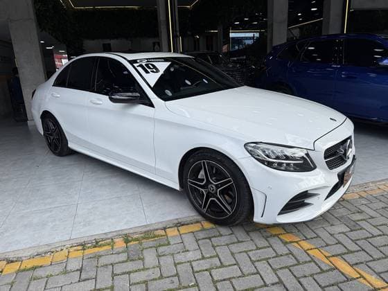 Carro 2.0 CGI GASOLINA SPORT 9G-TRONIC
