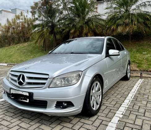Carro 1.8 AVANTGARDE KOMPRESSOR GASOLINA 4P AUTOMÁTICO