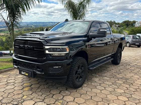 Carro 6.7 I6 TURBO DIESEL LARAMIE NIGHT EDITION CD 4X4 AUTOMÁTICO