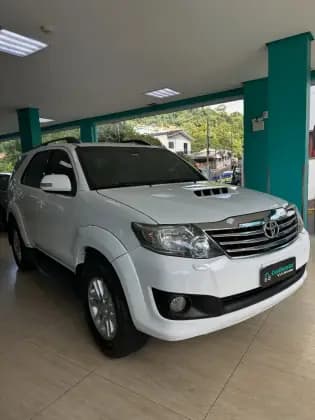 Carro 3.0 SRV 4X4 7 LUGARES 16V TURBO INTERCOOLER DIESEL 4P AUTOMÁTICO