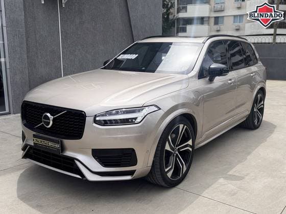 Carro 2.0 T8 RECHARGE ULTIMATE DARK AWD GEARTRONIC