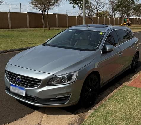 Carro 2.0 T5 MOMENTUM TURBO GASOLINA 4P AUTOMÁTICO