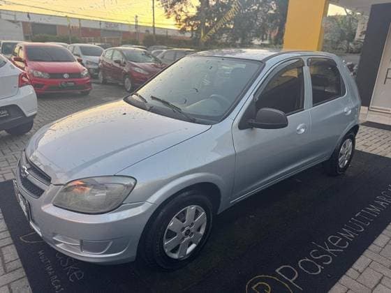 Carro 1.0 MPFI LT 8V FLEX 4P MANUAL