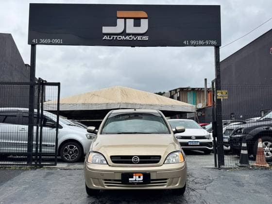 Carro 1.8 MPFI MAXX SEDAN 8V FLEX 4P MANUAL