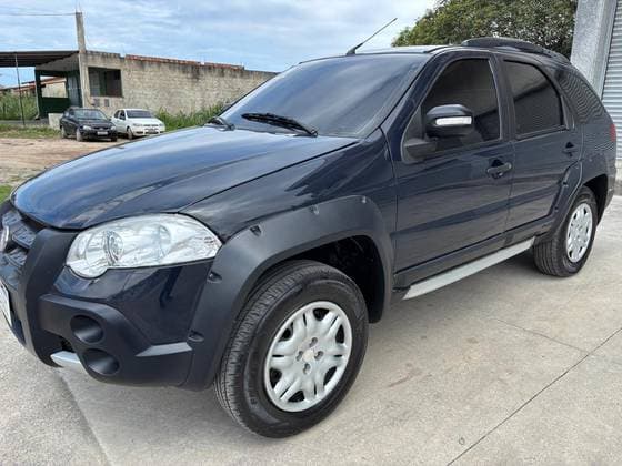 Carro 1.8 MPI ADVENTURE WEEKEND 8V FLEX 4P MANUAL