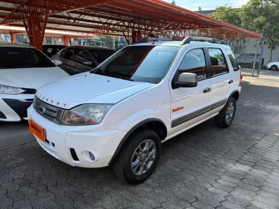 Carro 1.6 XLT FREESTYLE 8V FLEX 4P MANUAL
