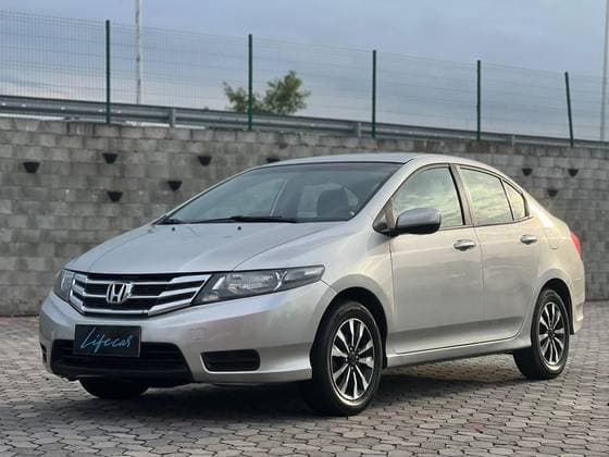 Carro 1.5 LX 16V FLEX 4P AUTOMÁTICO