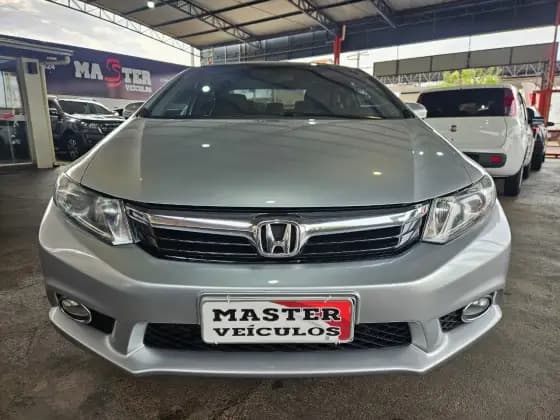 Carro 2.0 LXR 16V FLEX 4P AUTOMÁTICO