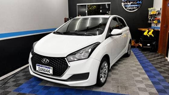 Carro 1.0 COMFORT PLUS 12V FLEX 4P MANUAL