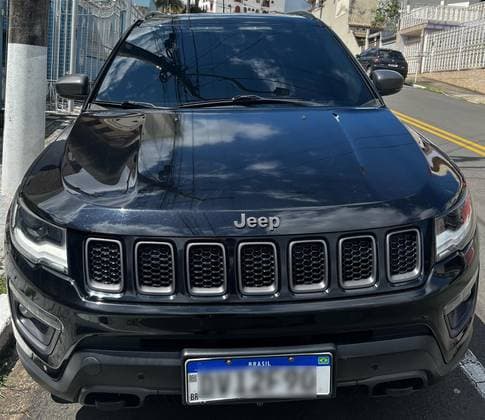 Carro 2.0 16V DIESEL TRAILHAWK 4X4 AUTOMÁTICO