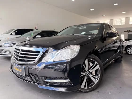 Carro 4.7 V8 CGI GASOLINA GUARD 7G-TRONIC