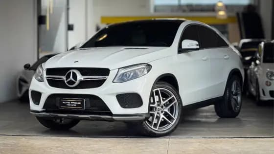 Carro 3.0 V6 GASOLINA HIGHWAY COUPÉ 4MATIC 9G-TRONIC