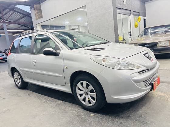 Carro 1.4 XR SPORT SW 8V FLEX 4P MANUAL